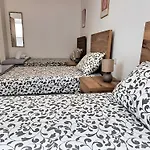 Palm 45 - Near The Promenade - Private Balcony By Quicktrips Appartamento *