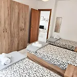 Palm 45 - Near The Promenade - Private Balcony By Quicktrips Appartamento