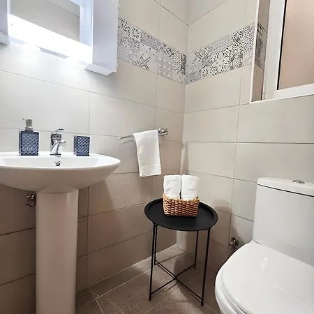 Palm 45 - Near The Promenade - Private Balcony By Quicktrips * St. Paul's Bay