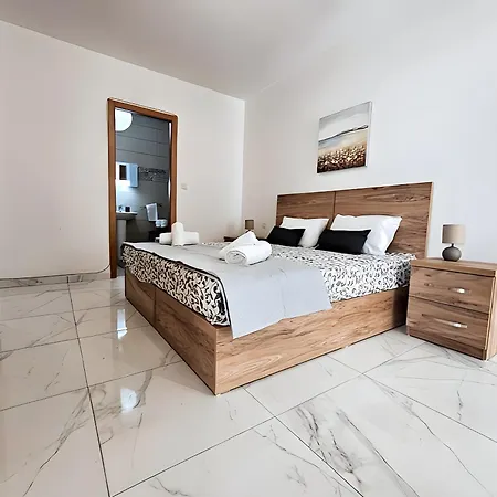 Palm 45 - Near The Promenade - Private Balcony By Quicktrips *