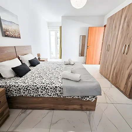 Palm 45 - Near The Promenade - Private Balcony By Quicktrips St Paul's Bay