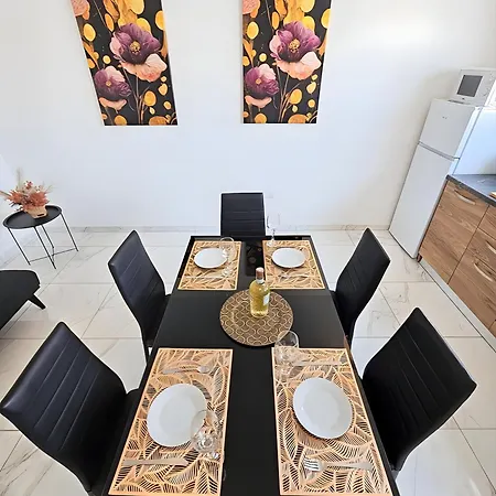 Palm 45 - Near The Promenade - Private Balcony By Quicktrips Lejlighed San Pawl il-Baħar