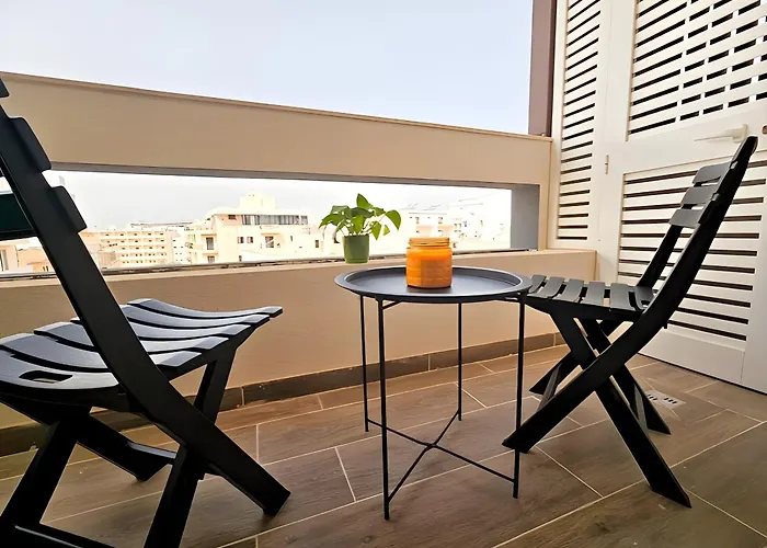 Palm 45 - Near The Promenade - Private Balcony By Quicktrips *