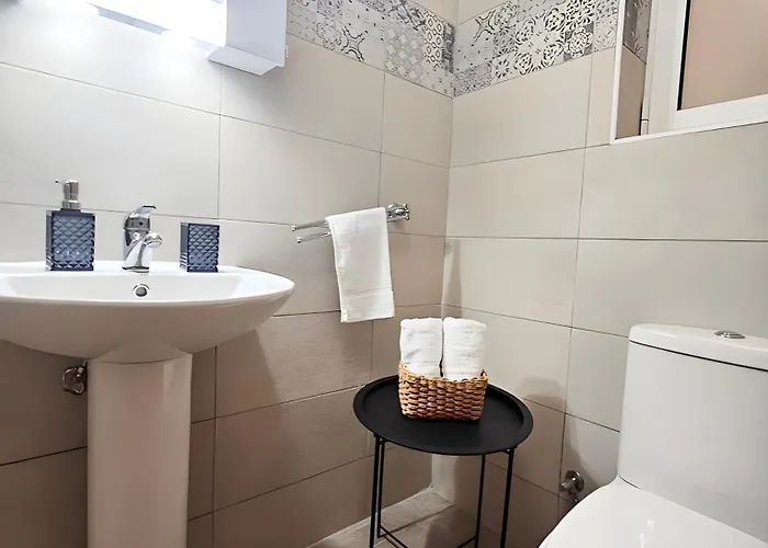 Palm 45 - Near The Promenade - Private Balcony By Quicktrips * St. Paul's Bay