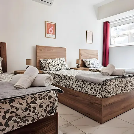 Palm 45 - Near The Promenade - Private Balcony By Quicktrips * Сент-Полс-Бей